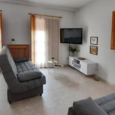 Holiday home Vut Casa Orrios, En El Centro De Alcaniz. *