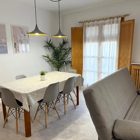 Holiday home Vut Casa Orrios, En El Centro De Alcaniz. *